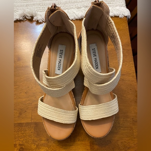 Steve Madden Wedges - Picture 1 of 5